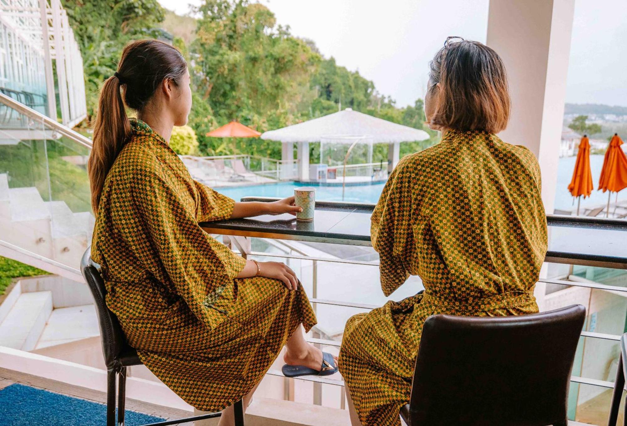 Hilltop Wellness Resort カトゥー エクステリア 写真
